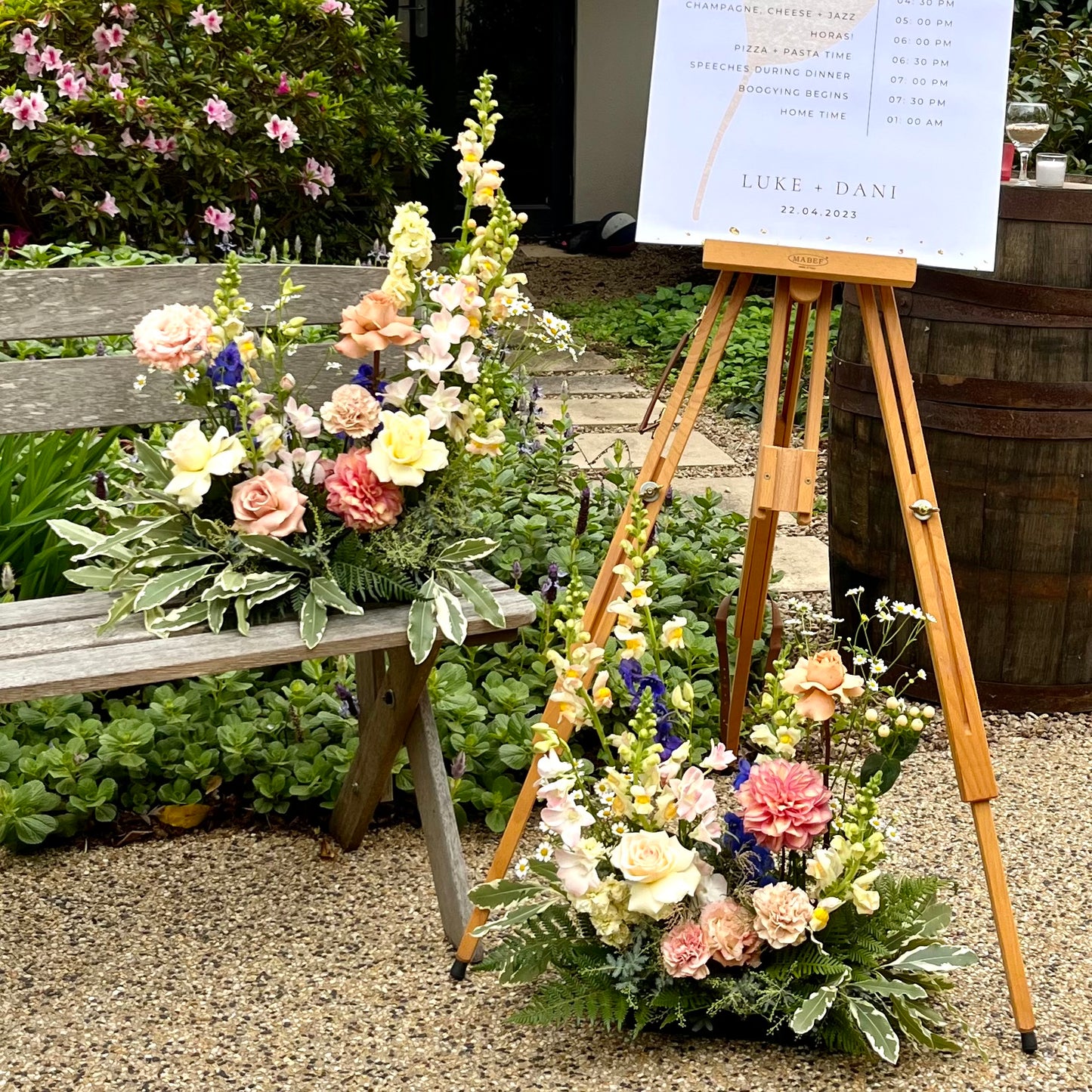 
                  
                    Blooming meadow centerpiece
                  
                