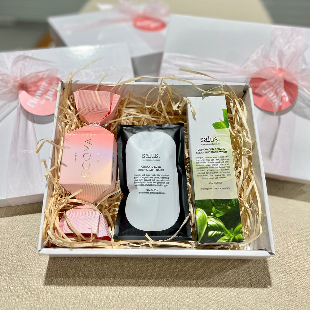 
                  
                    spa botanicals gift hamper
                  
                